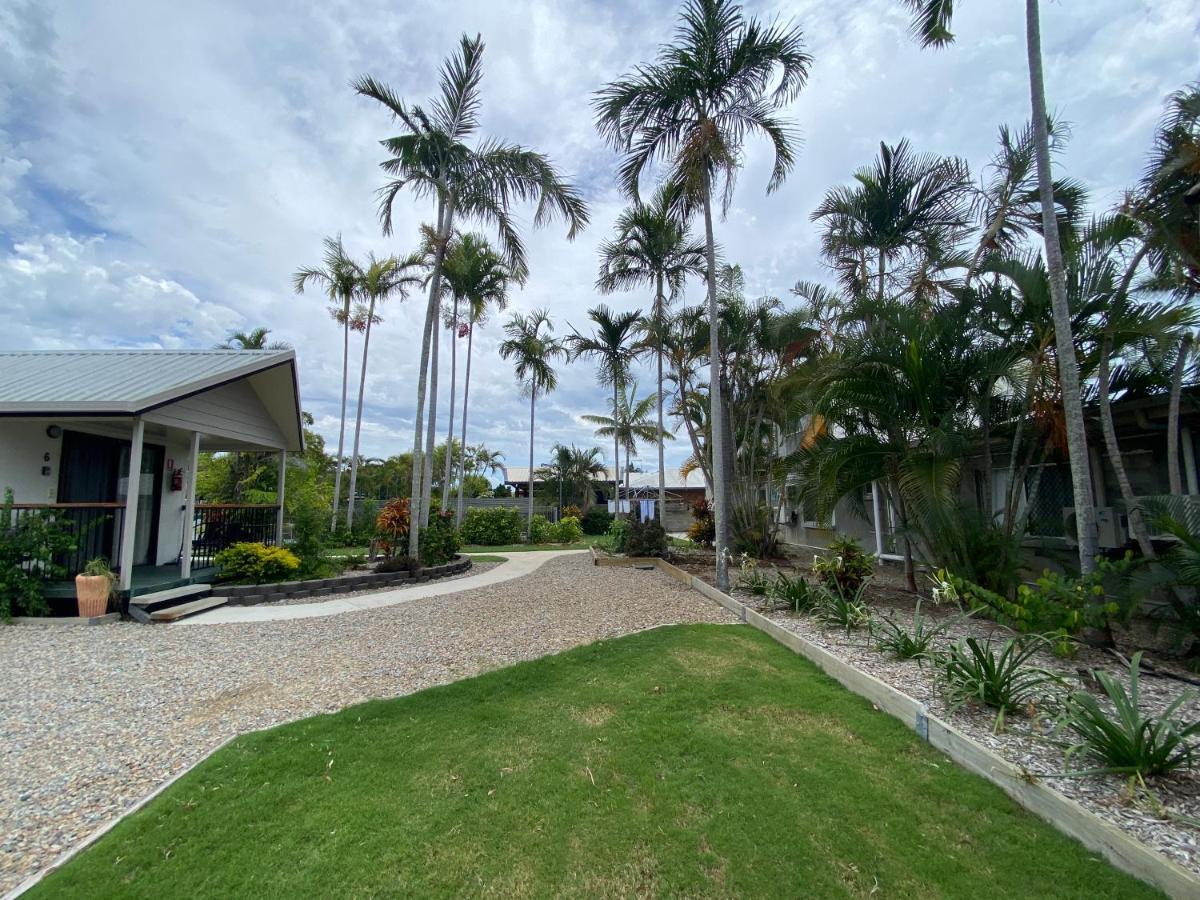 Palm View Holiday Apartments Bowen Exterior foto